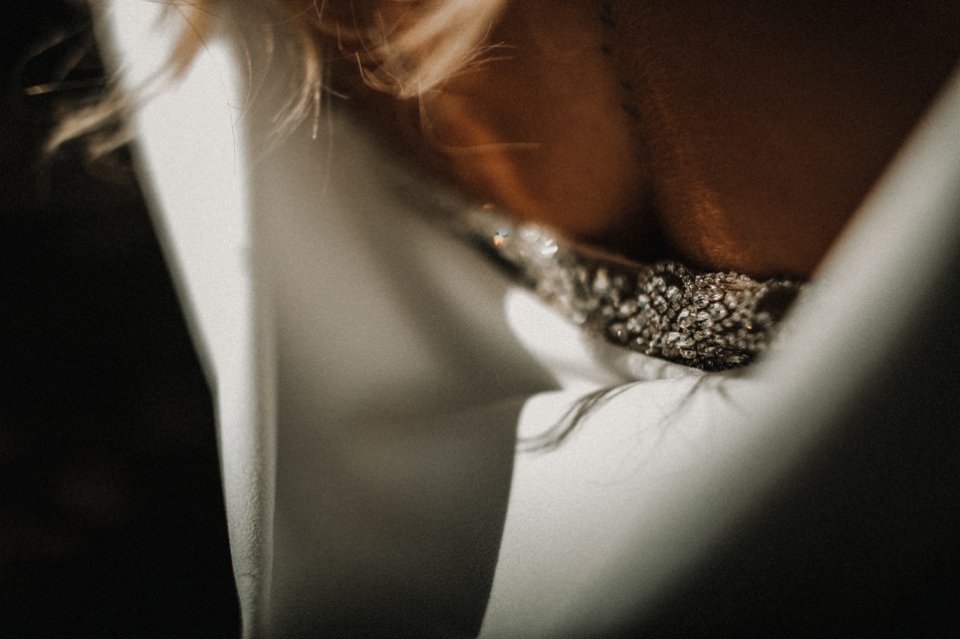 bride dress detail during portarits