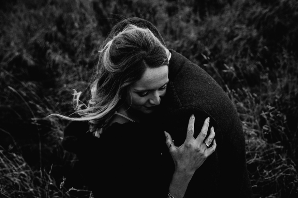 intimate wedding photography on the st andrews dunes