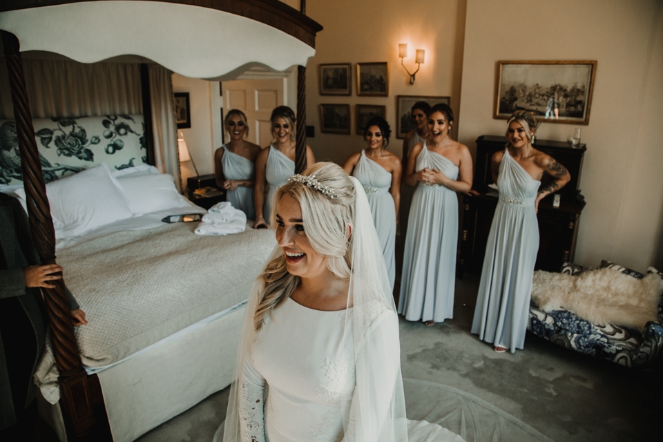 bridesmaids reaction to dress