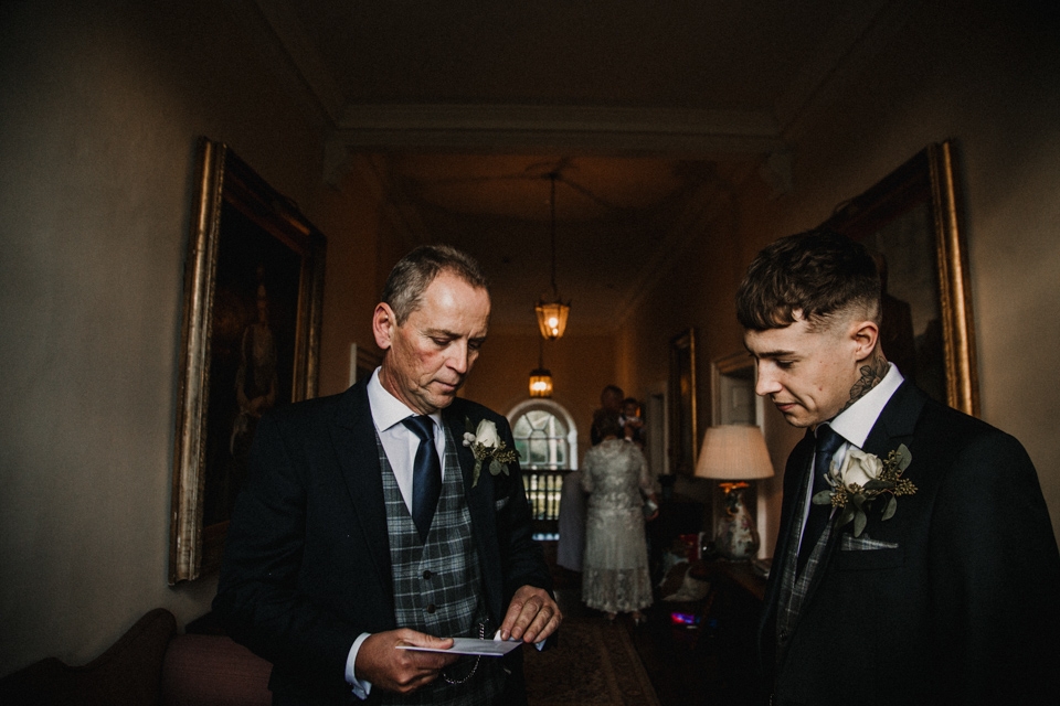 father of bride opening letter from his daughter