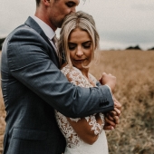Sandhole Oak barn wedding photography - Vanessa and Oli